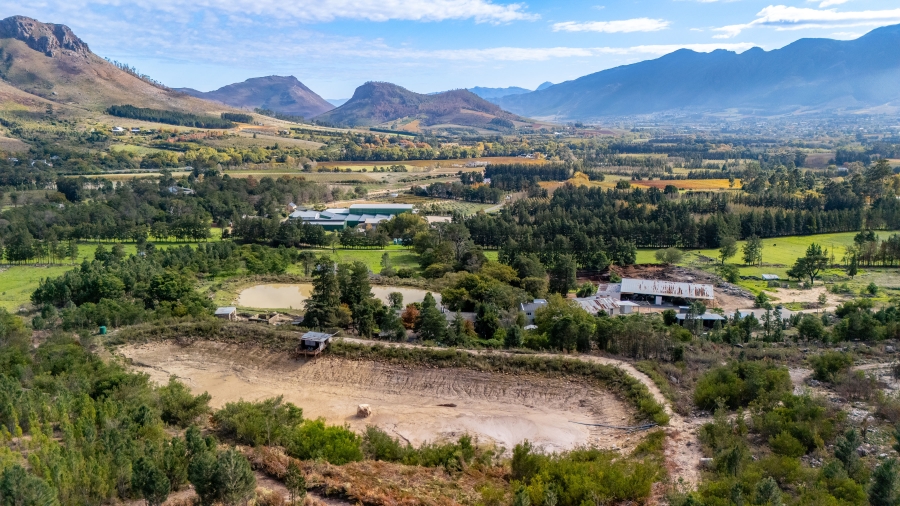 7 Bedroom Property for Sale in Franschhoek Western Cape